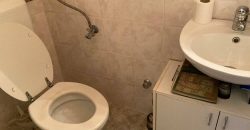 Csillaghegy legjobb utcájában pár éve épült ház gyönyörű veteményeskerttel