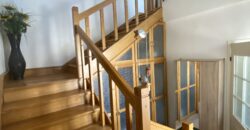 Eladó napelemes ház medencével és egyéb különleges megoldásokkal